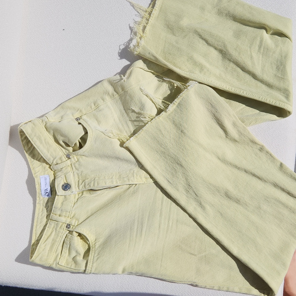 ZARA wash green jeans size 4 baggy